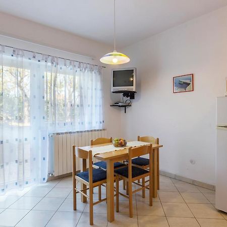 Apartments Pino プーラ エクステリア 写真